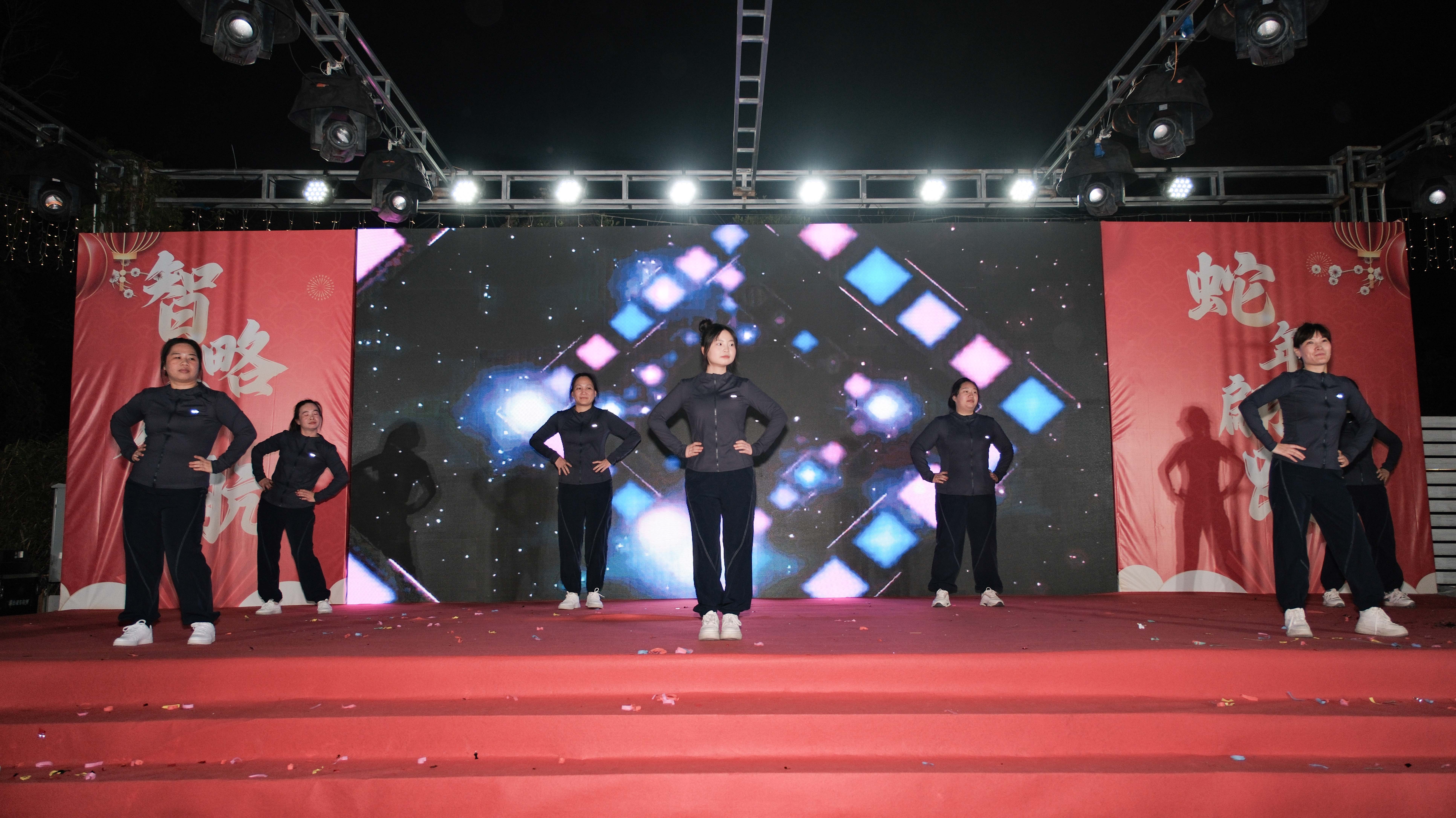 久信達科技2024年年會圓滿落幕：感恩同行，共創(chuàng)環(huán)保新未來，乘風(fēng)破浪，夢想起航(圖10)