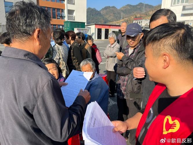 市人民醫(yī)院組織多方面醫(yī)科專家來三陽鎮(zhèn)衛(wèi)生院開展大型義診志愿活動(dòng)